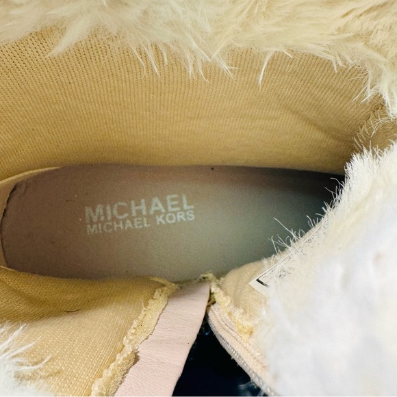 Michael Kors Girls Faux Fur Suede Boot Pink Multi Toddler Girl’s Size 7 - Picture 5 of 6
